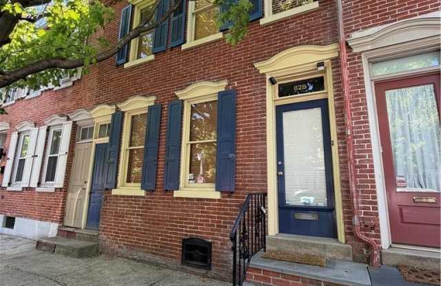 828 W Gordon Street
