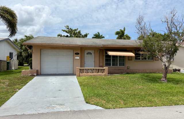 4603 NW 49th Street
