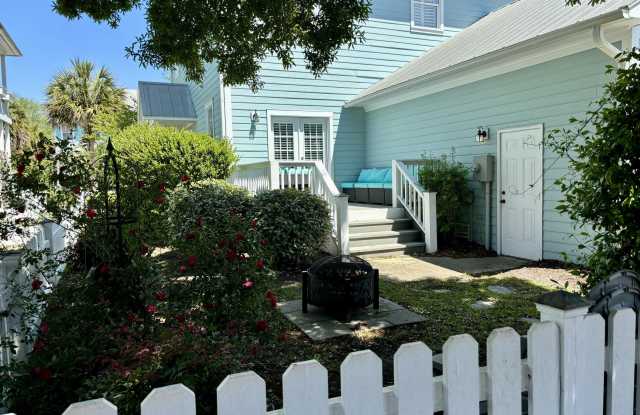 211 Silver Sloop Way