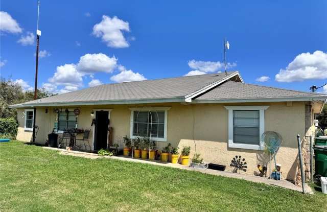 Photo of 1808 Springlake W