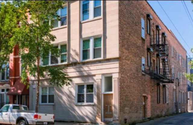 712 S Aberdeen Street unit: 1A