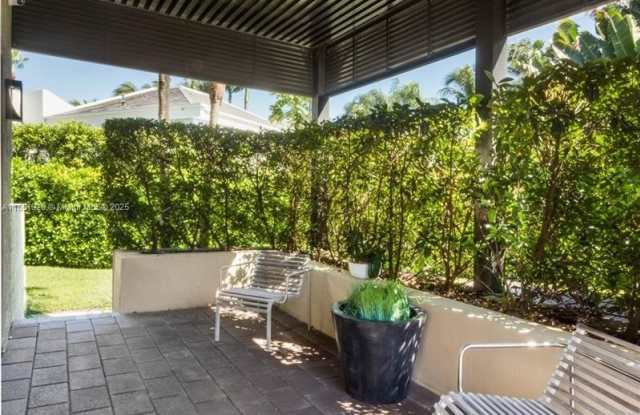 371 Isla Dorada Blvd