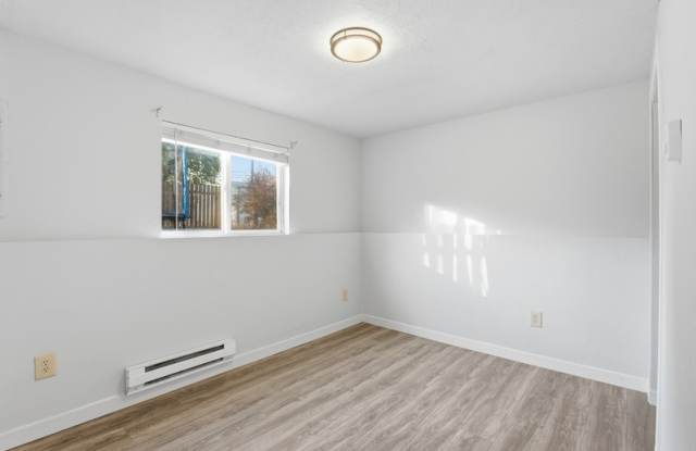 2024 East Pacific Avenue - 1