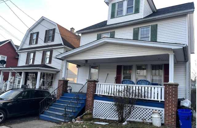 Large 3 Bed/1 Bath Scranton Single Family Home - $1,245/month