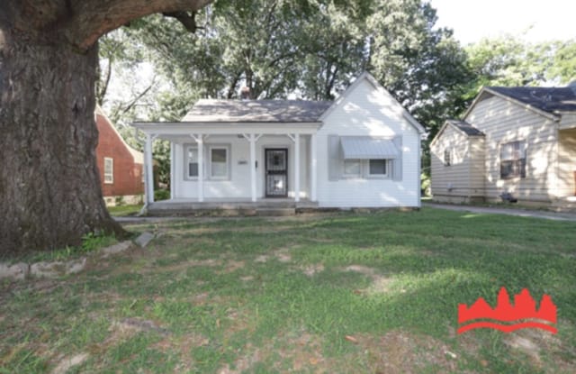 2415 Arlington Ave - 2415 Arlington Avenue, Memphis, TN 38114