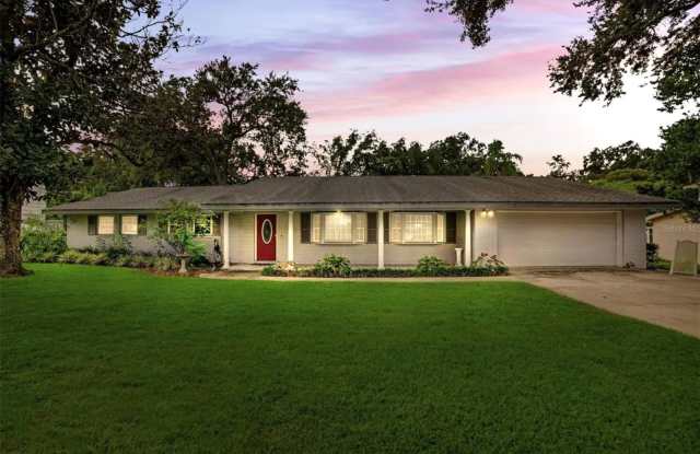 715 DEBRA LYNNE DRIVE