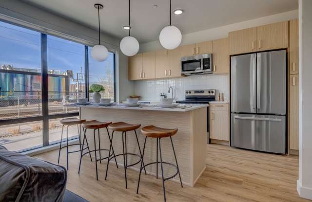 330 Belhaven