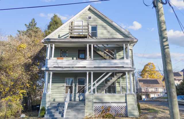 50 Hillside Pl