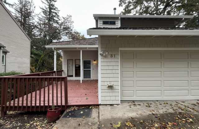 Spacious 3-Bedroom Home with Vaulted Ceilings, Modern Kitchen  Scenic Deck