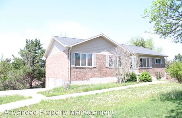 115 Harvard Place - 115 Harvard Place, Manhattan, KS 66503