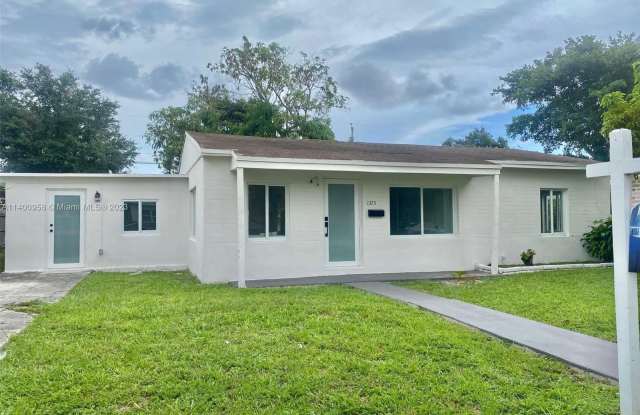 1375 NW 84th Ter