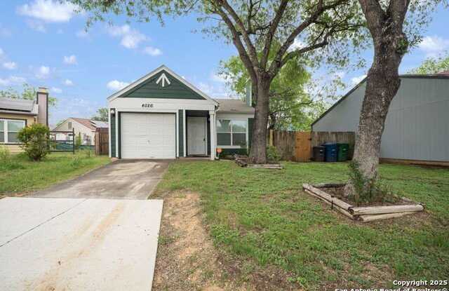 4026 Colonial Sun Dr