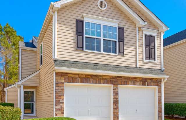 Photo of 3/2.5 just off of GA 400 in North Forsyth County