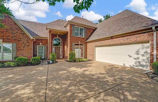 1331 RIDING BROOK Dr
