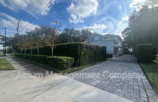 1695 W Lake Mary Blvd