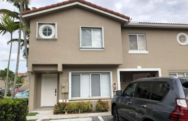 143 Riviera Cir