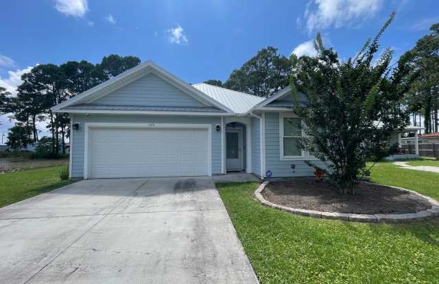 Photo of For Lease - 3 BR|2 BA Home on PCB!