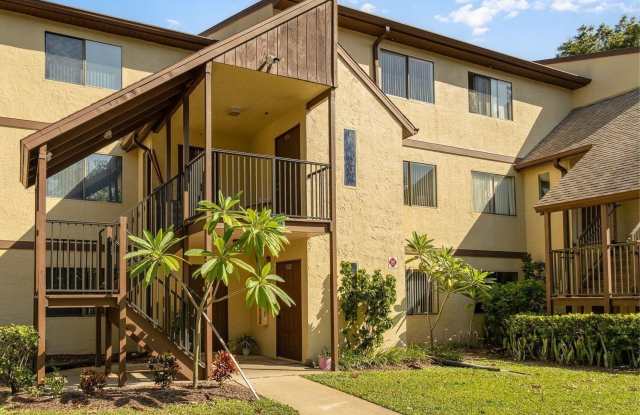 7801 Maplewood Drive unit: 911