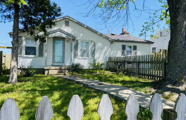 2118 Merriwether St