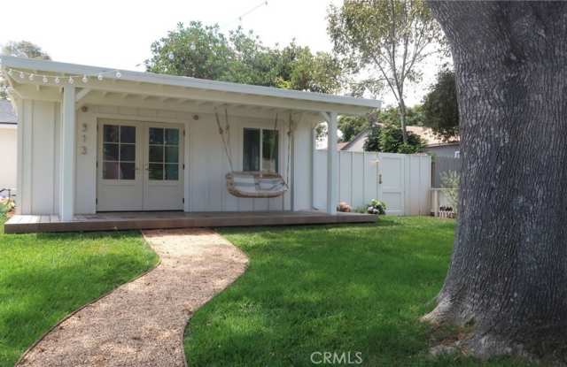 913 Evergreen Place