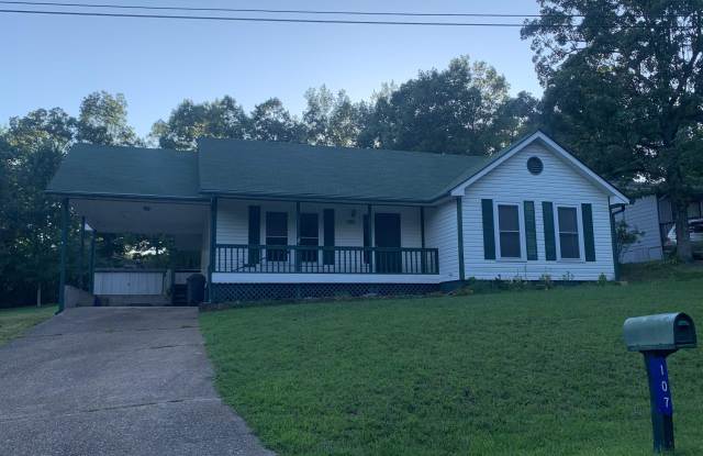 107 Ambrose Lane