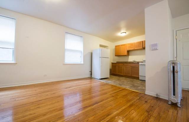 5504 S Wabash Avenue