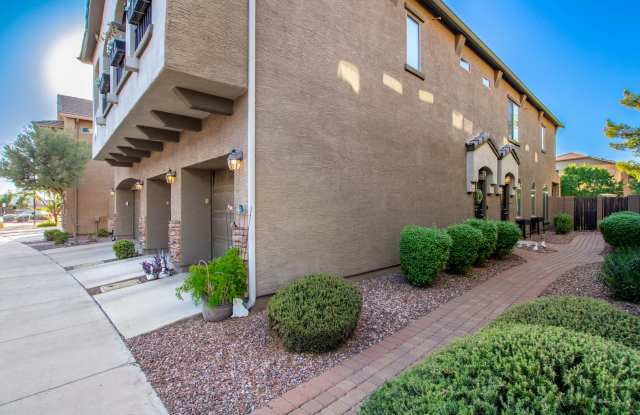 Beautiful Condo in Augusta Ranch (Gate Code: #4278)