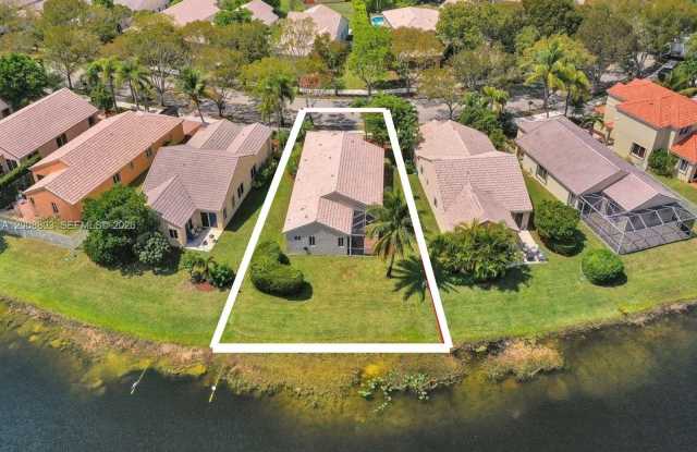 4394 Mahogany Ridge Dr
