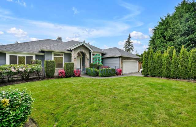 Photo of Beautiful home with 4 beds, 3.5 baths for rent