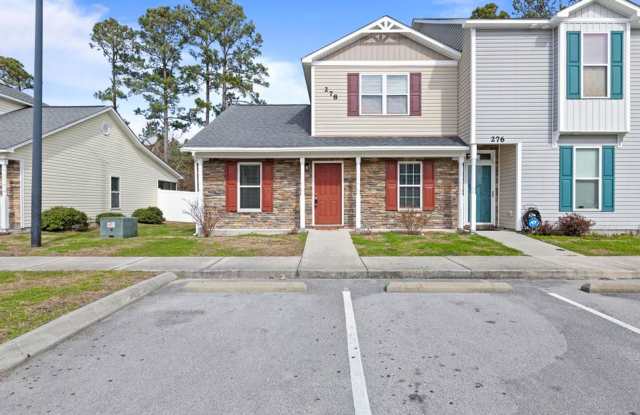 3 Bedroom and 3 Bathroom End Unit!