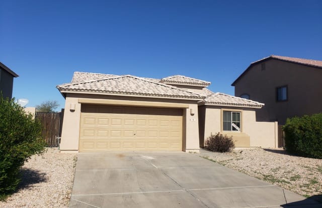 98 W Sun Ray Dr - 98 West Sun Ray Drive, San Tan Valley, AZ 85143