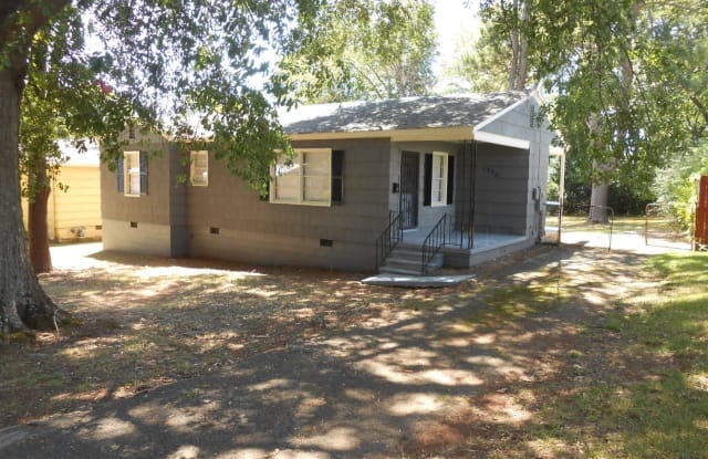 1536 17th St SW - 1536 17th Way Southwest, Birmingham, AL 35211