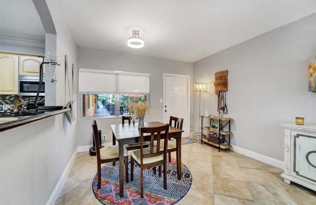 Sevilla Palace At Victoria Pal