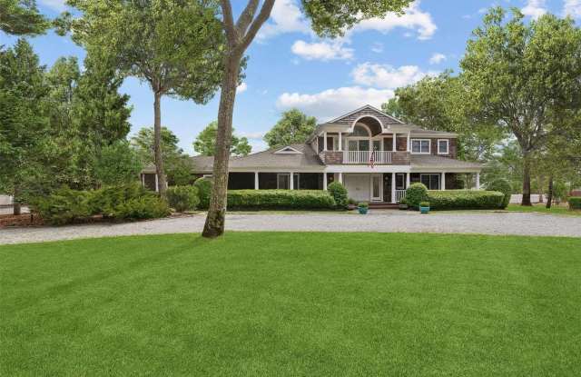 8 Honeysuckle Lane