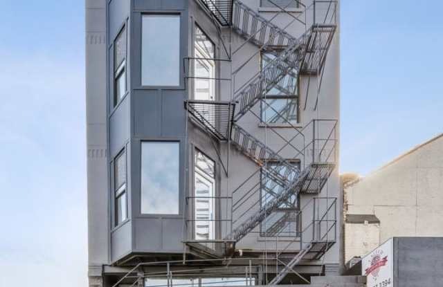 639 West 18th St.