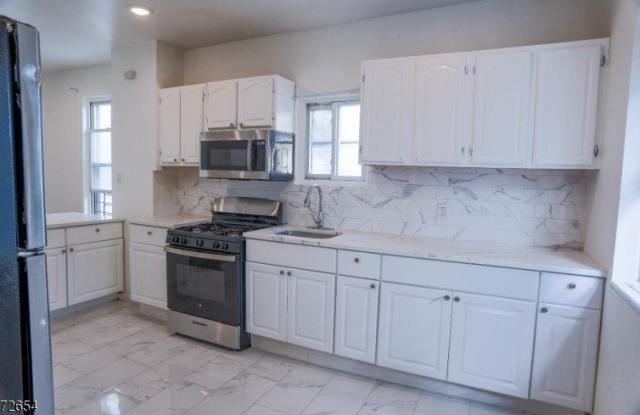 Photo of 13 Stevens Ave