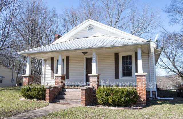 2803 Henderson Ave. NW