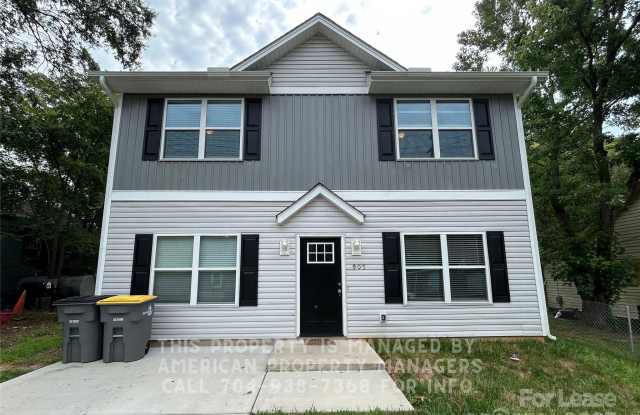 Photo of 905 Klondale Avenue