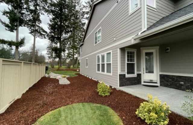 4237 Caddyshack Dr NE Golf Course home, Hawks Prairie area