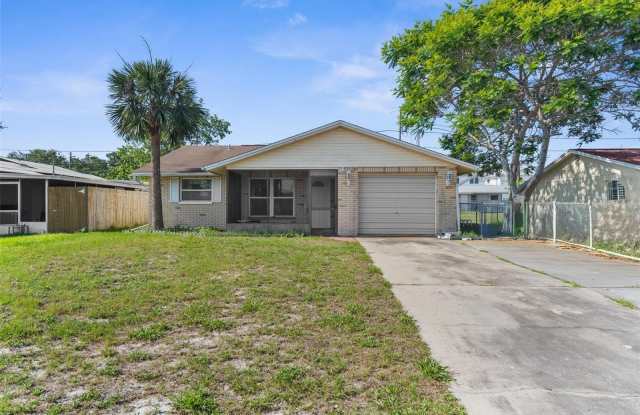 5330 POINSETTIA DRIVE