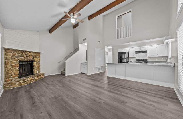 Photo of Silver Falls Townhomes