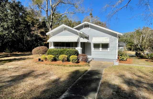 Photo of MOVE IN READY!
