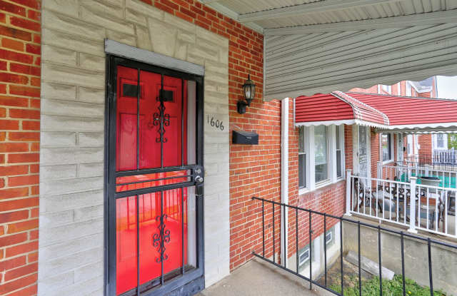 Photo of 3 Bedroom 2 Full Bath Row Home Minutes from Morgan State