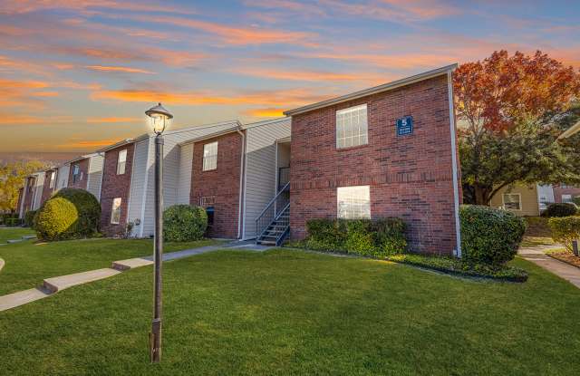 City Crest Apartments