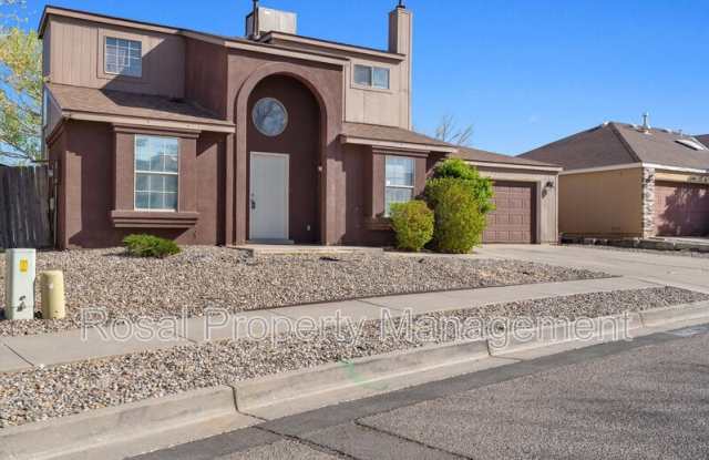 1648 Twinberry NE