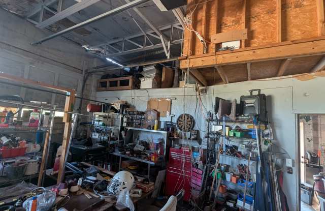 430 East Brockett Street