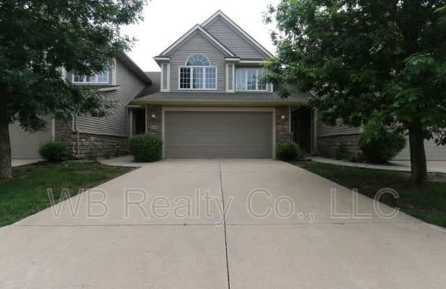 12586 Diamond Ridge Ct - 12586 Diamond Ridge Court, Clive, IA 50325