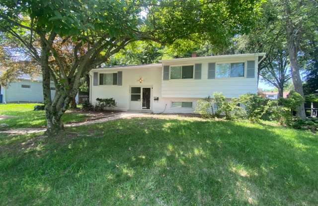 Photo of PRICE REDUCTION! A spacious three bedroom/ three bath split foyer single family home located in Kemp Mill Estates near White Oak Shopping Center in Silver Spring.