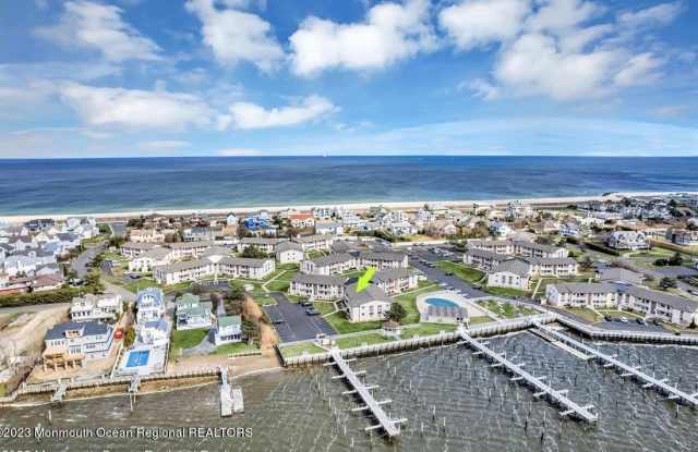 113 Wharfside Drive