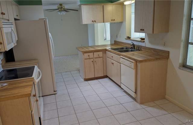 52 S SJ Kellner Boulevard